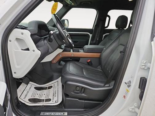 2021 Land Rover Defender 110 X-Dynamic SE