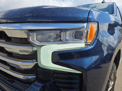 Northsky Blue Metallic 2022 Chevrolet Silverado 1500 High Country