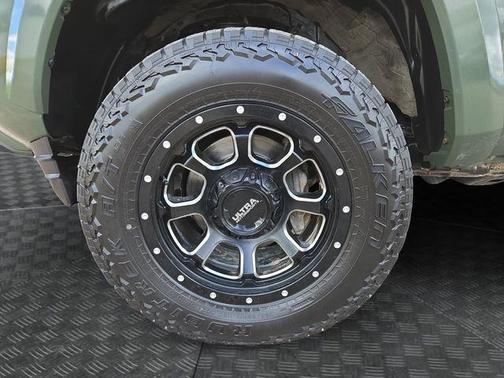 2022 Toyota Tacoma TRD Sport