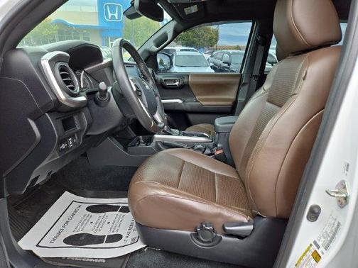 Super White 2019 Toyota Tacoma Limited