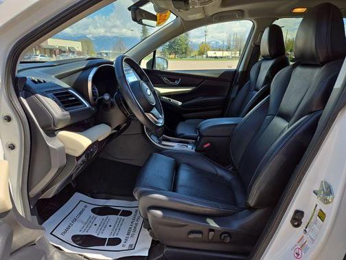 Crystal White Pearl 2020 Subaru Ascent Limited 8-Passenger
