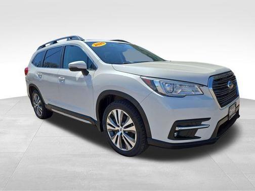 Crystal White Pearl 2020 Subaru Ascent Limited 8-Passenger