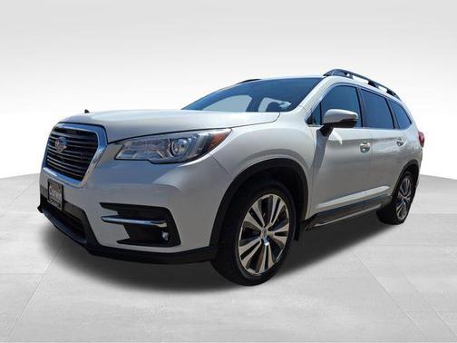 Crystal White Pearl 2020 Subaru Ascent Limited 8-Passenger