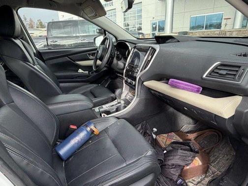 Crystal White Pearl 2020 Subaru Ascent Limited 8-Passenger