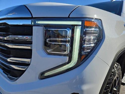 Summit White 2024 GMC Sierra 1500 SLT