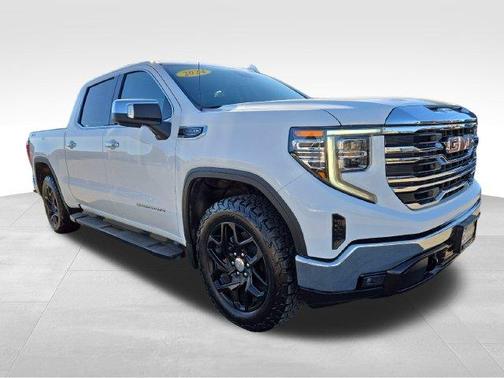 Summit White 2024 GMC Sierra 1500 SLT