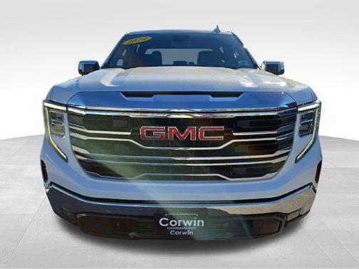 Summit White 2024 GMC Sierra 1500 SLT