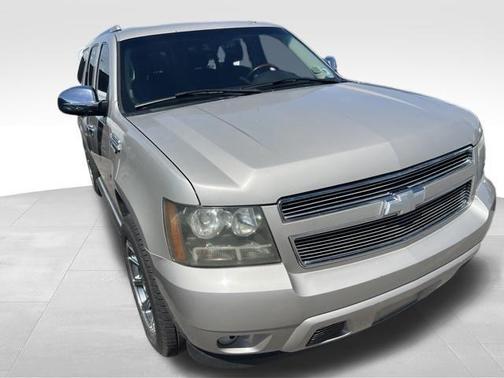 Silver Birch Metallic 2007 Chevrolet Suburban LT