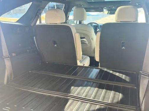 Green 2025 Kia Sorento Hybrid SX Prestige