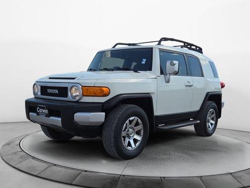 2014 Toyota FJ Cruiser Base