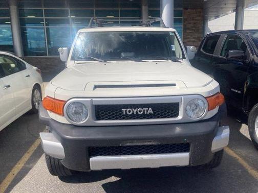 2014 Toyota FJ Cruiser Base