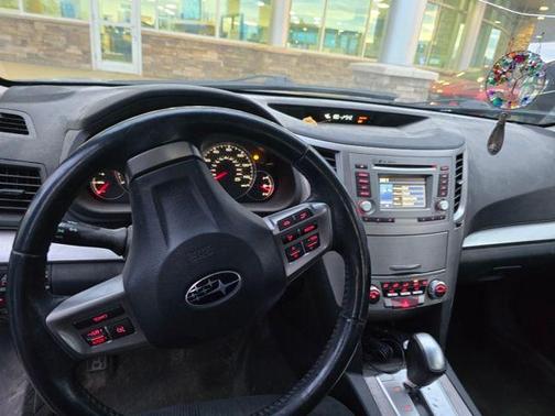 2014 Subaru Legacy 2.5i Premium