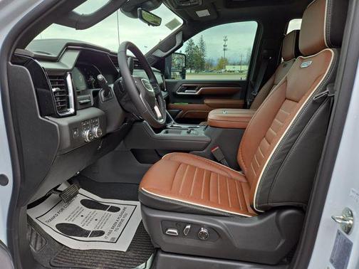 Glacier White 2026 GMC Sierra 3500 Denali Ultimate