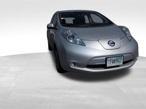Brilliant Silver 2016 Nissan Leaf S