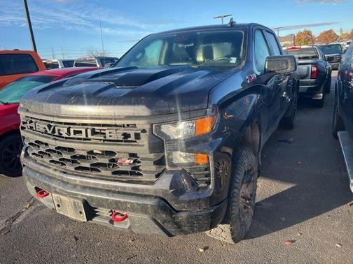 2023 Chevrolet Silverado 1500 Custom Trail Boss