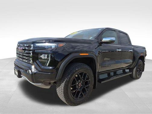 Onyx Black 2023 GMC Canyon Denali