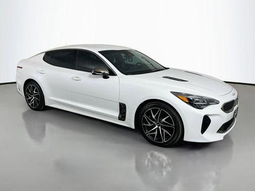 2022 Kia Stinger GT-Line