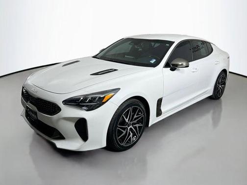 2022 Kia Stinger GT-Line