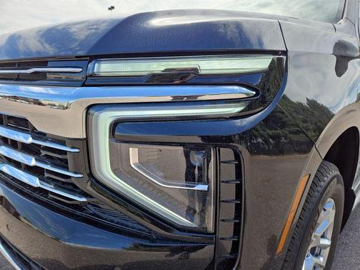 Black 2026 Chevrolet Suburban LT