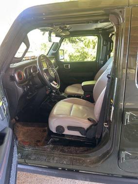 Sarge Green Clearcoat 2023 Jeep Gladiator Mojave