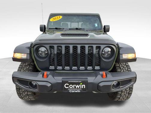 Sarge Green Clearcoat 2023 Jeep Gladiator Mojave