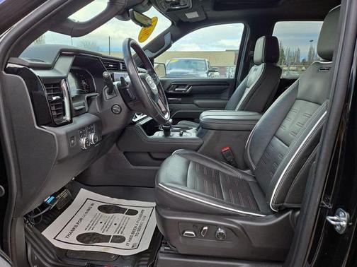 Onyx Black 2024 GMC Sierra 1500 AT4X