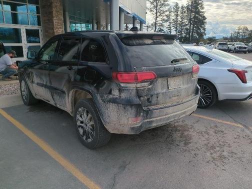 2022 Jeep Grand Cherokee WK Laredo