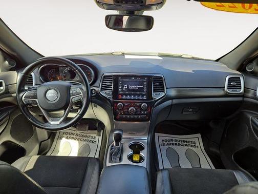 2022 Jeep Grand Cherokee WK Laredo
