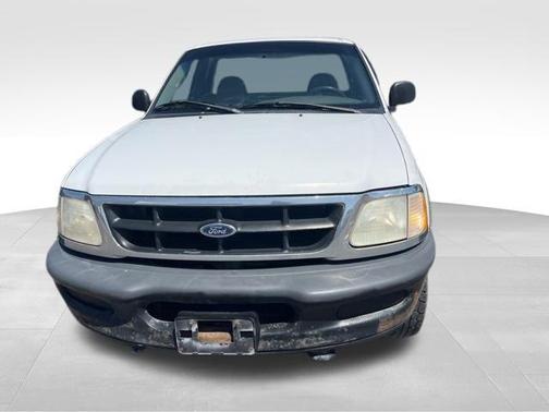 Oxford White Clearcoat 1997 Ford F-150