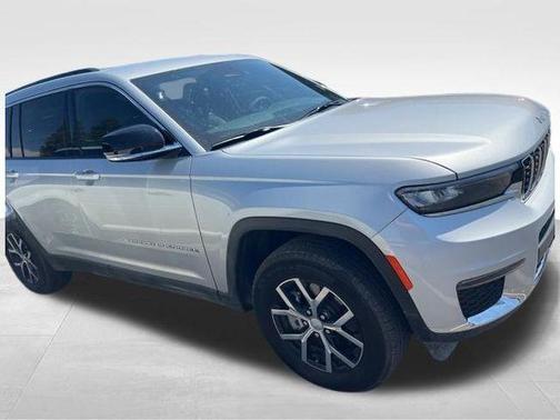 Silver Zynith 2025 Jeep Grand Cherokee L Limited