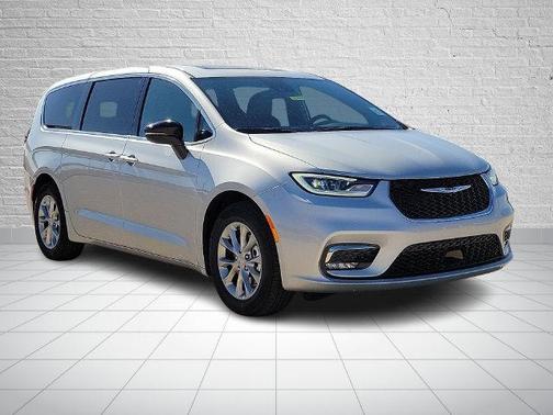 Silver Mist Clearcoat 2026 Chrysler Pacifica Limited