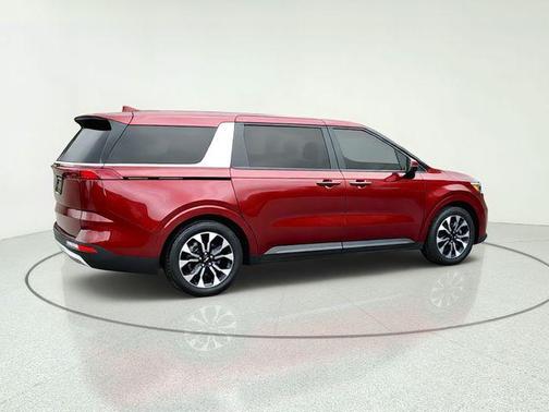 Flare Red 2022 Kia Carnival EX