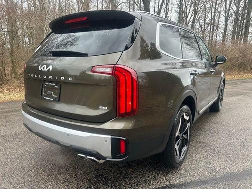 2023 Kia Telluride S