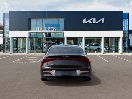 2025 Kia K5 LXS