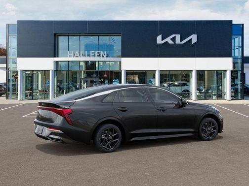 2025 Kia K5 LXS
