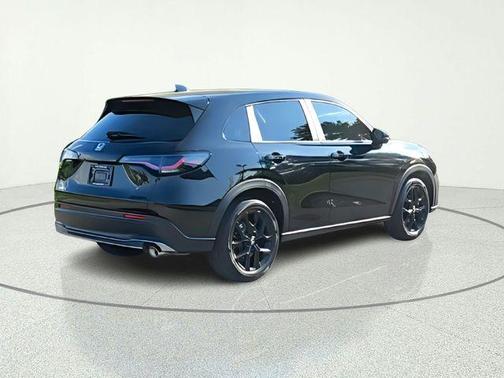 Crystal Black Pearl 2024 Honda HR-V Sport
