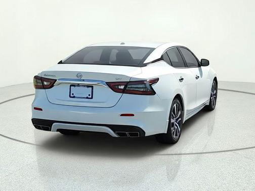 White 2019 Nissan Maxima 3.5 SV