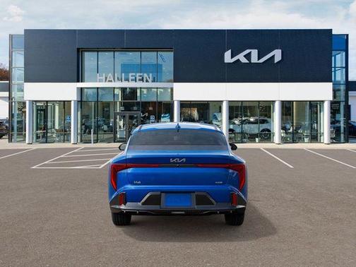 2025 Kia K4 GT-Line