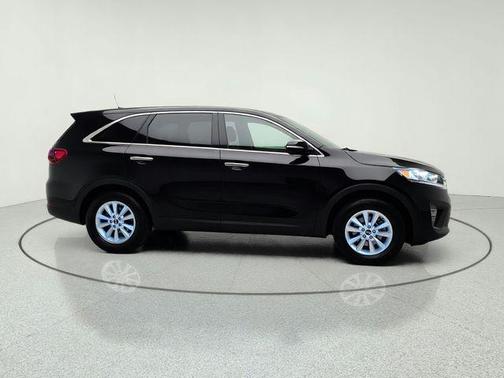 Ebony Black 2019 Kia Sorento L