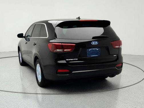 Ebony Black 2019 Kia Sorento L