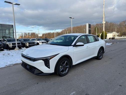 2025 Kia K4 