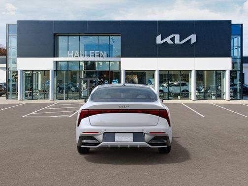 2025 Kia K5 EX