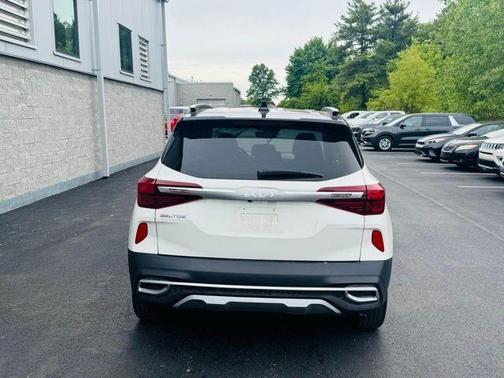 2022 Kia Seltos S