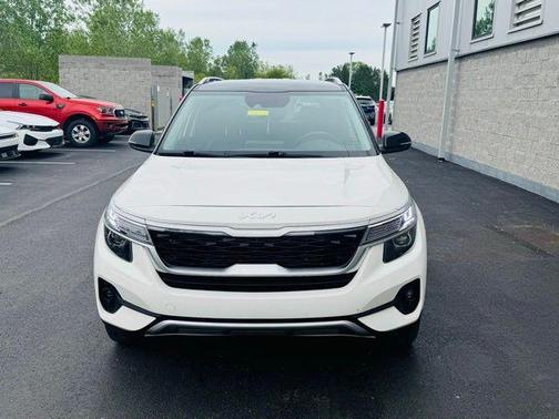 2022 Kia Seltos S