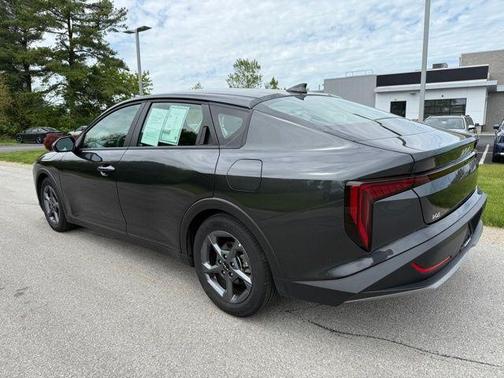 2025 Kia K4