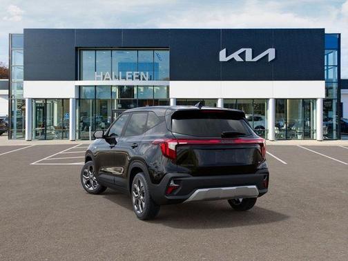 2025 Kia Seltos LX