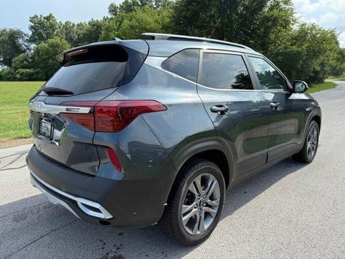2023 Kia Seltos S