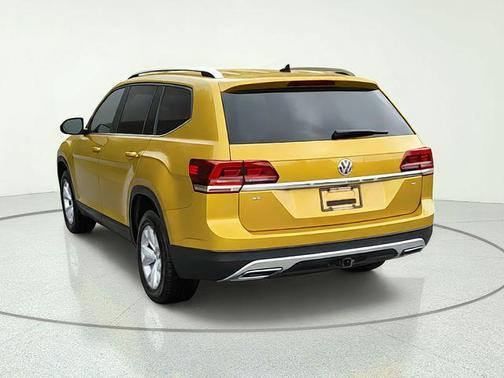 Kurkuma Yellow Metallic 2018 Volkswagen Atlas 3.6L SE