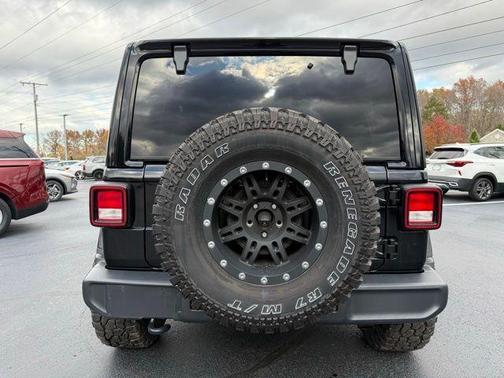 2020 Jeep Wrangler Unlimited Sahara