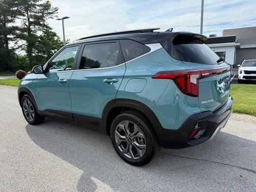 2024 Kia Seltos S